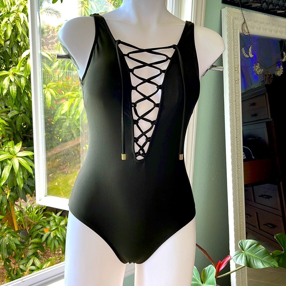 Massimo Swimsuit 🩱 Size Small, worn maybe twice